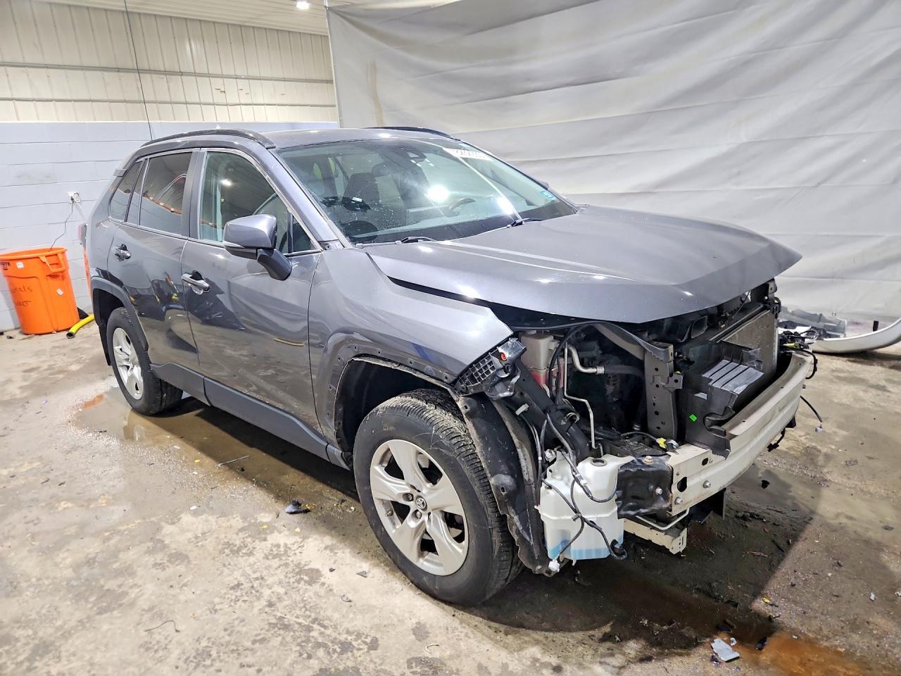 2019 Toyota Rav4 Xle - Фото 4