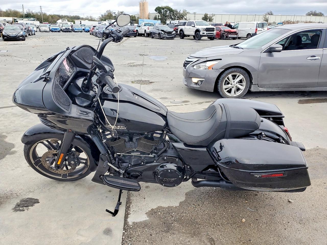 2025 Harley-Davidson Fltrx - Фото 3