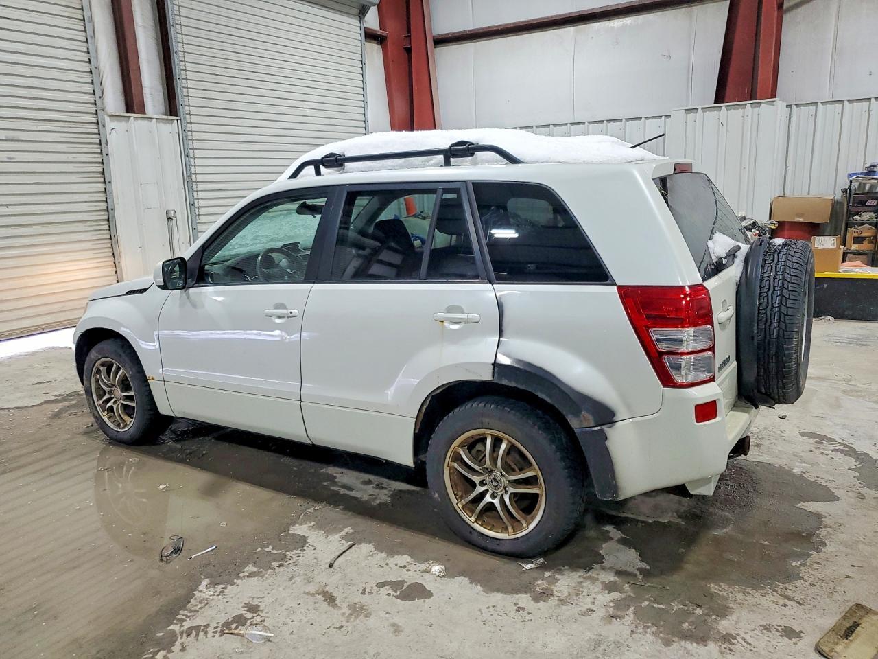 2011 Suzuki Grand Vitara Premium - Фото 2