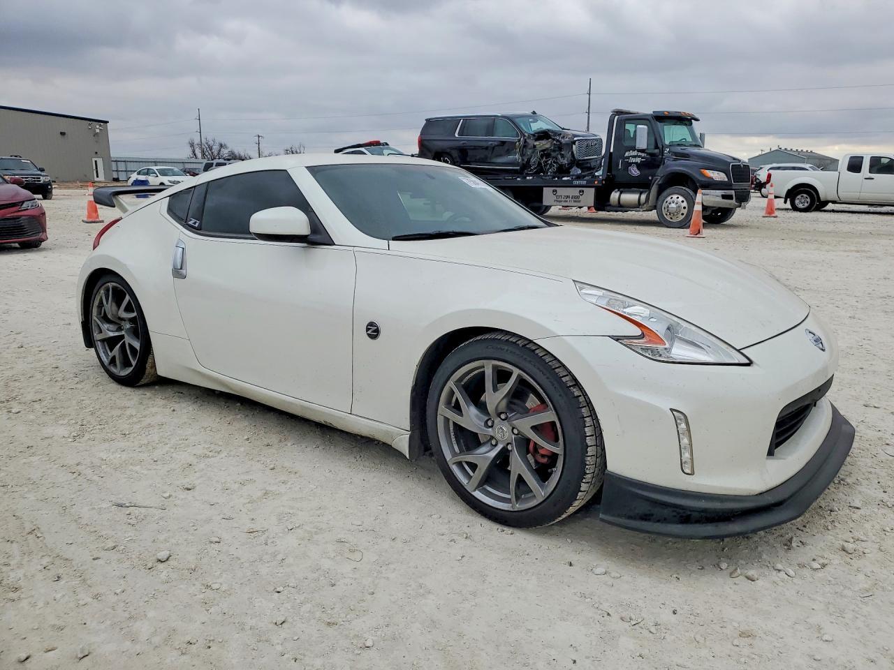 2015 Niss 370Z - Фото 4