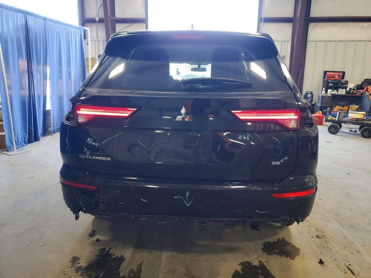 2023 Mitsubishi Outlander Se - Image 6