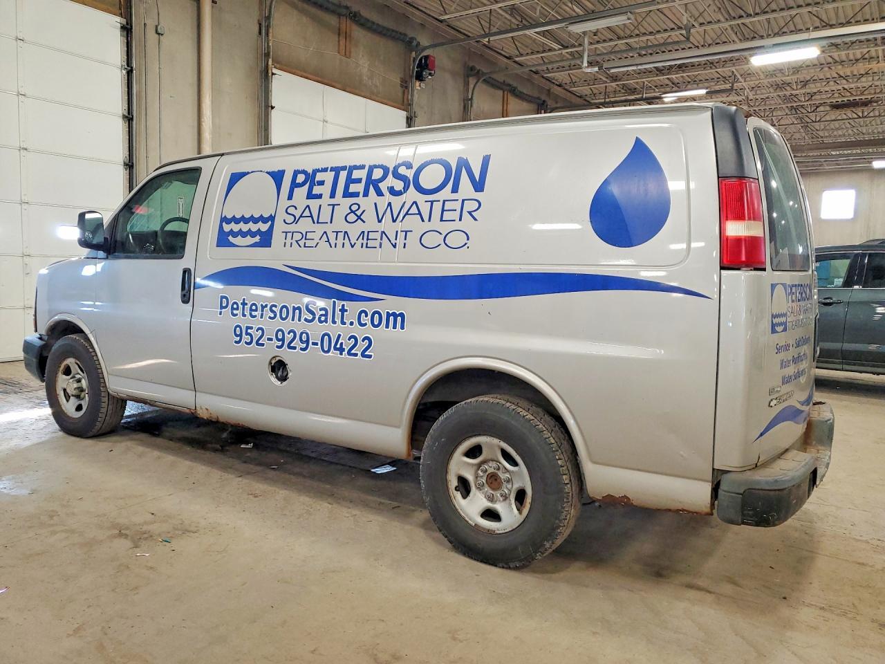 2007 Chevrolet Express 1500 Delivery Van - Фото 2