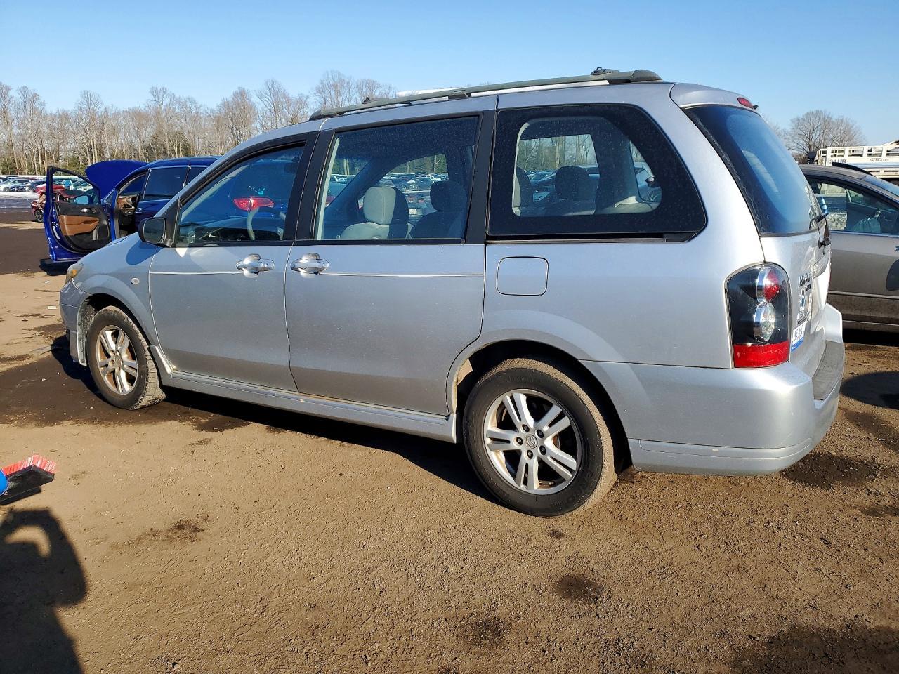 2004 Mazda Mpv Wagon - Фото 2