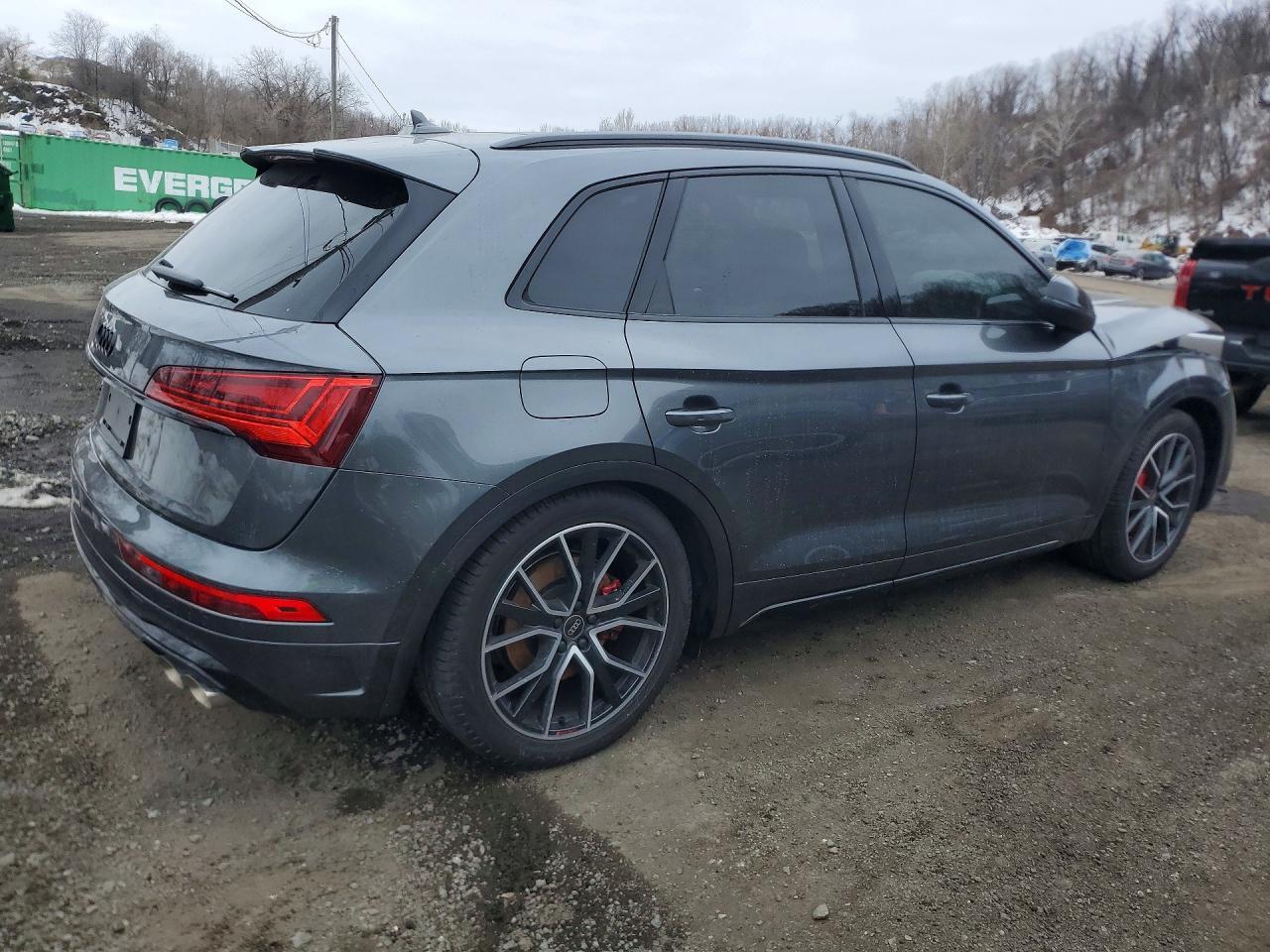 2025 Audi Sq5 Premium Plus - Фото 3