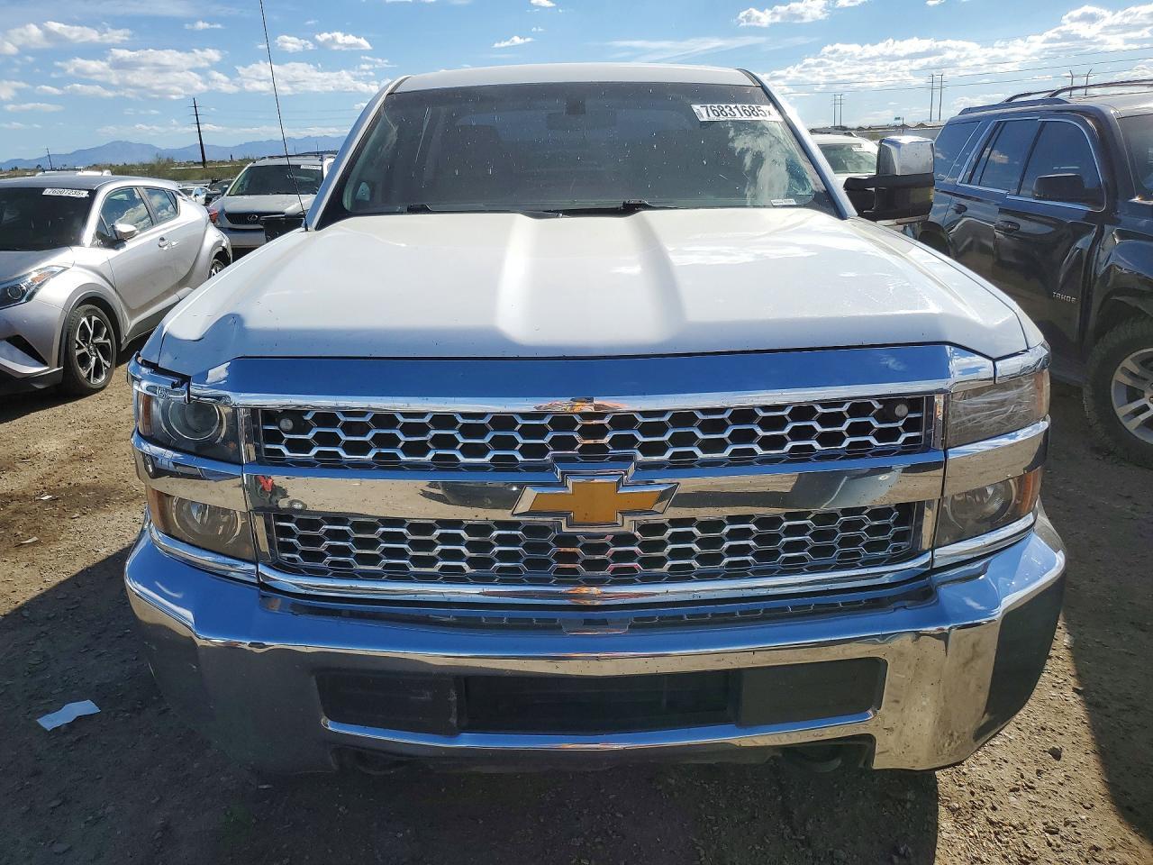 2019 Chevrolet Silverado K2500 Heavy Duty - Image 5