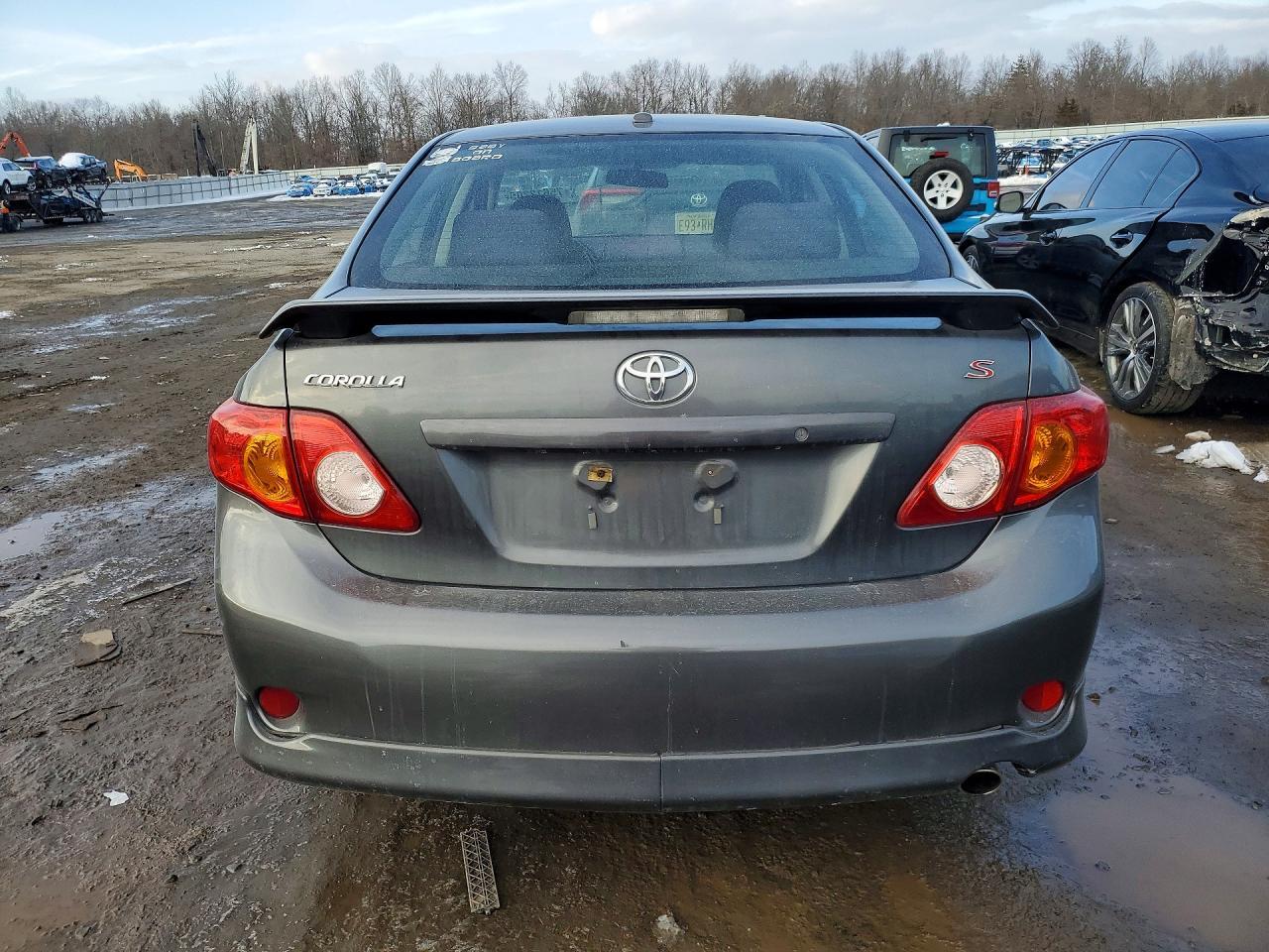 2010 Toyota Corolla Base - Фото 6