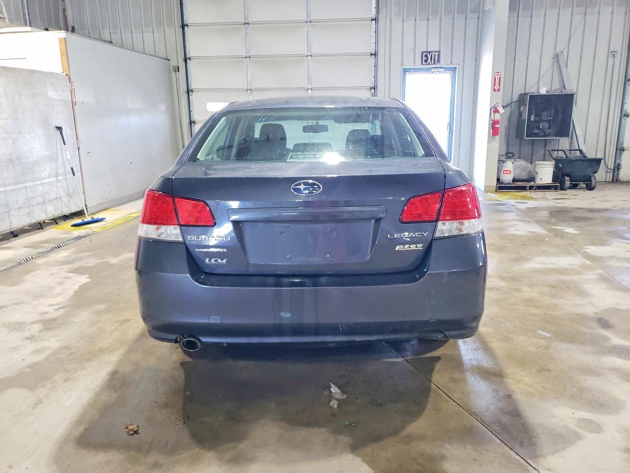 2011 Subaru Legacy 2.5I Premium - Image 6