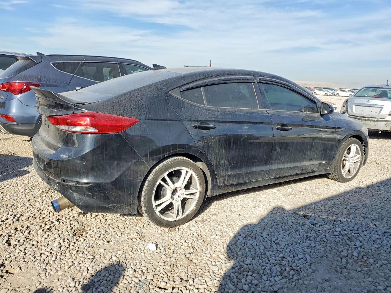 2017 Hyundai Elantra Se - Фото 3