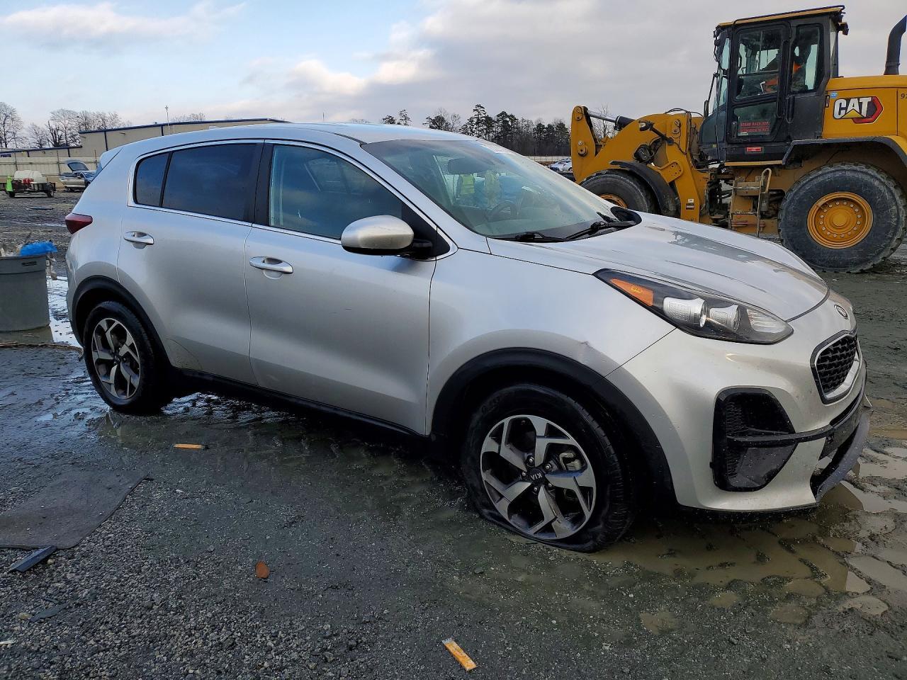 2022 Kia Sportage Lx - Image 4