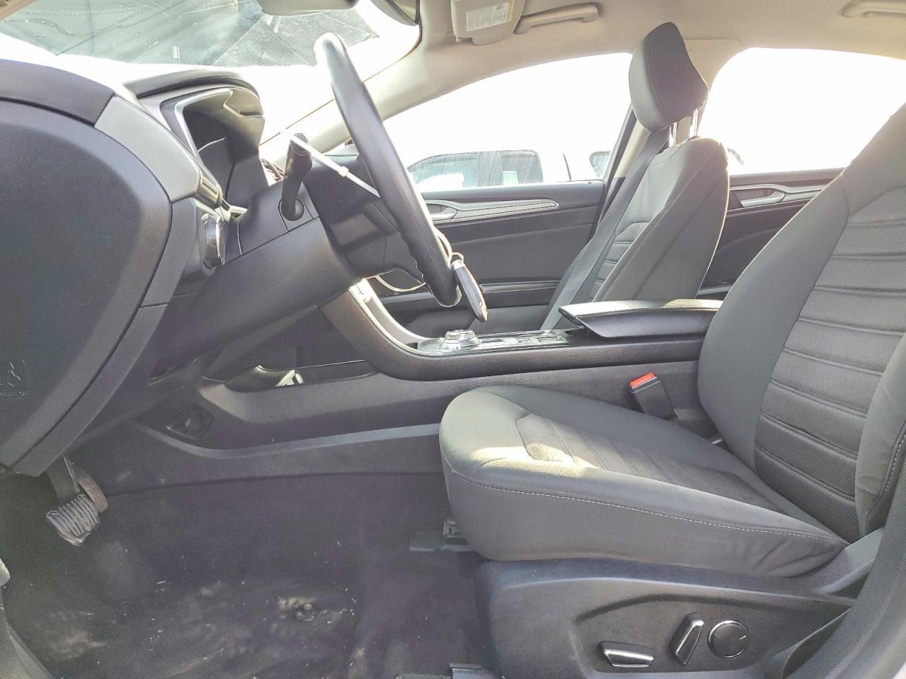 2020 Ford Fusion Se - Фото 7