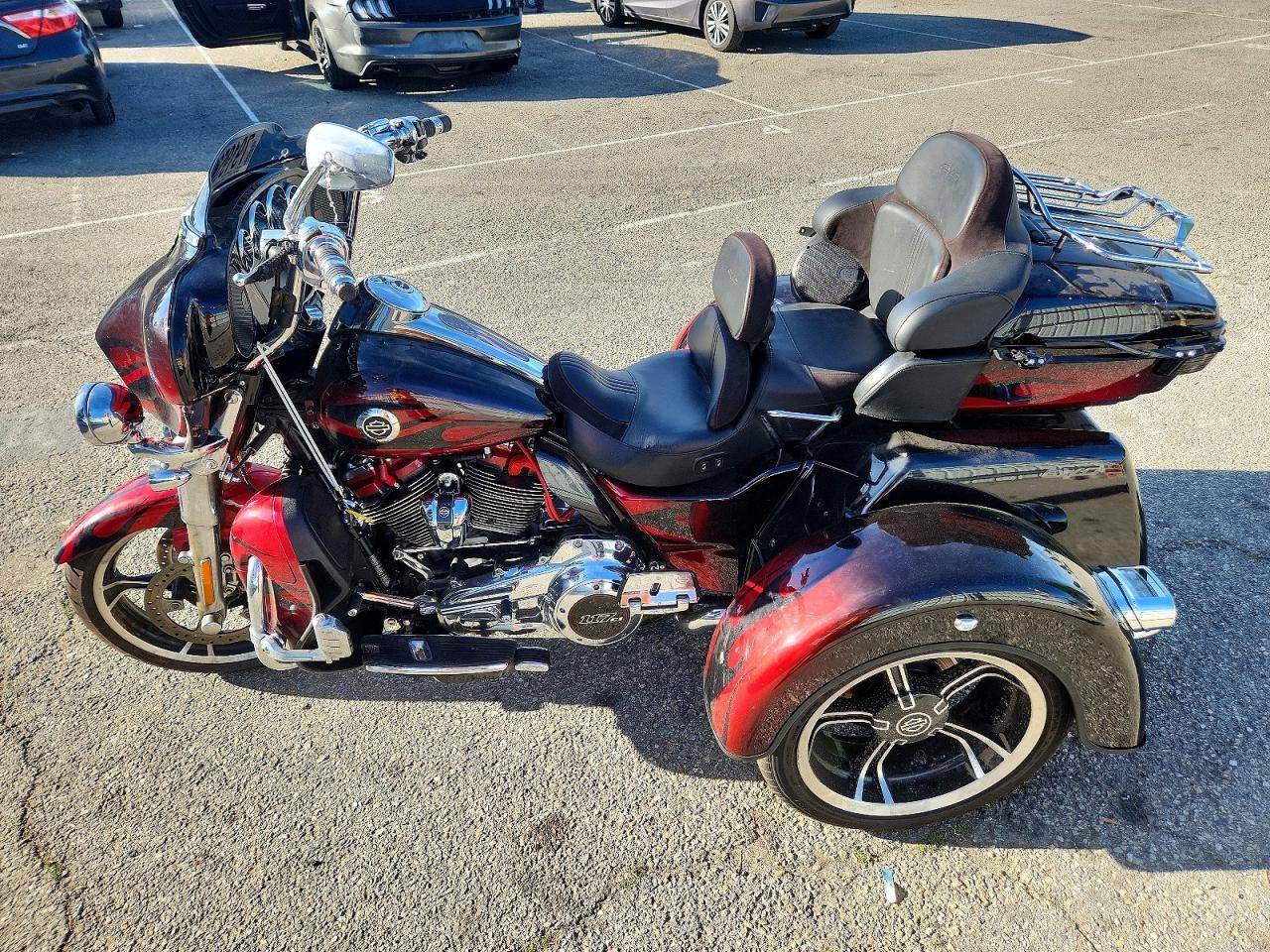 2022 Harley-Davidson Flhtcutgse - Image 3