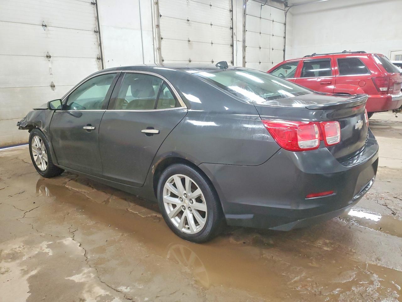 2014 Chevrolet Malibu 2Lt - Image 2