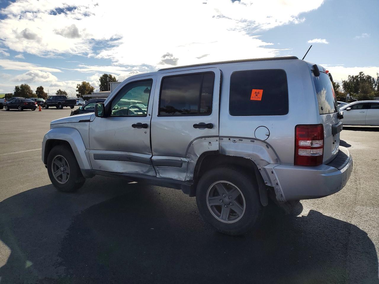 2008 Jeep Liberty Sport - Image 2