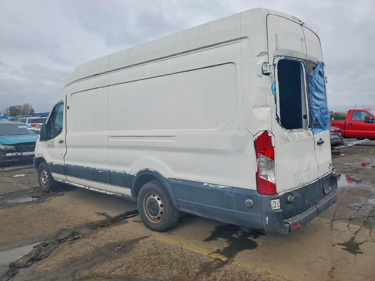 2015 Ford Transit T-350 - Фото 2