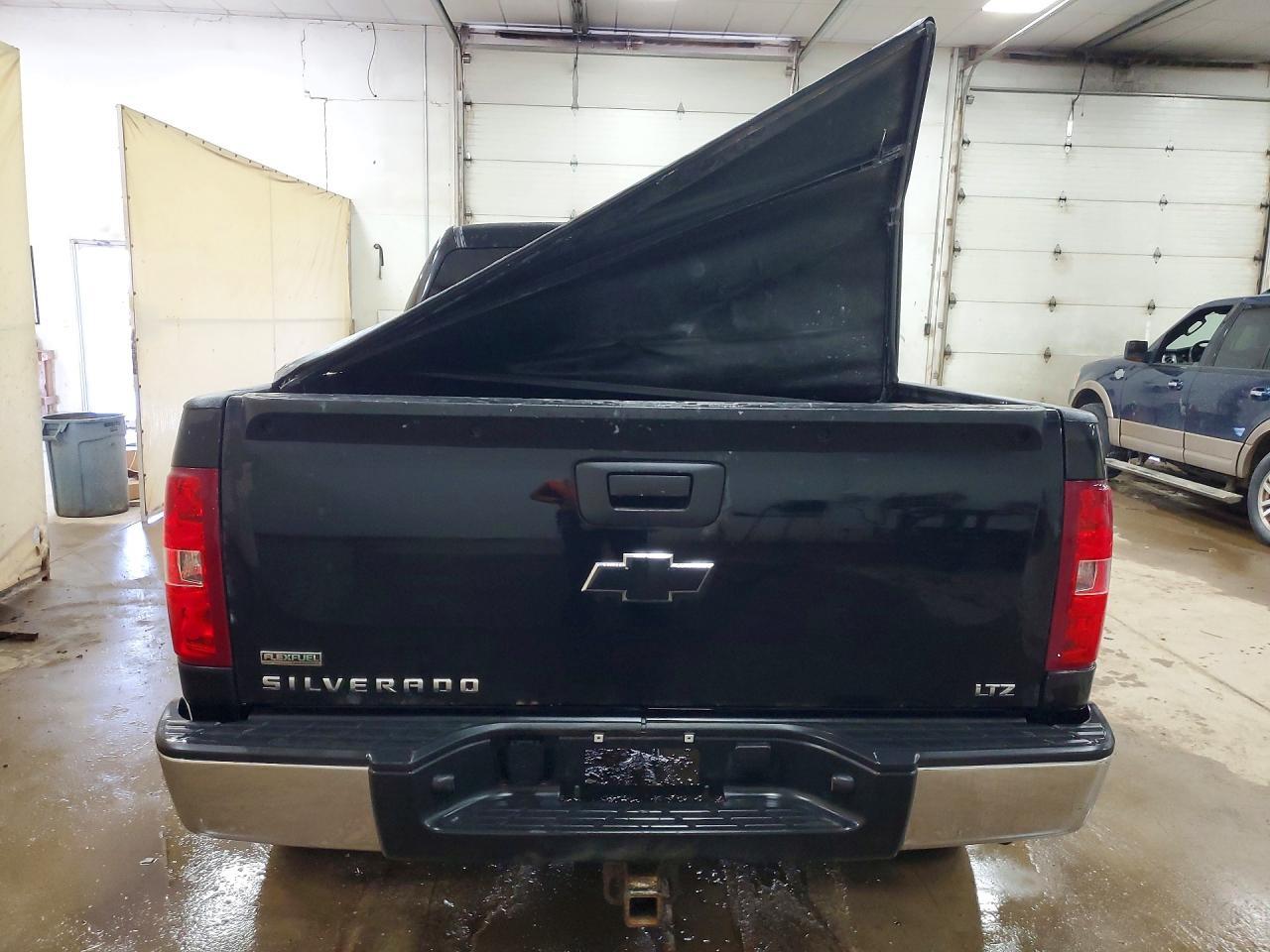 2011 Chevrolet Silverado K1500 Ltz - Image 6