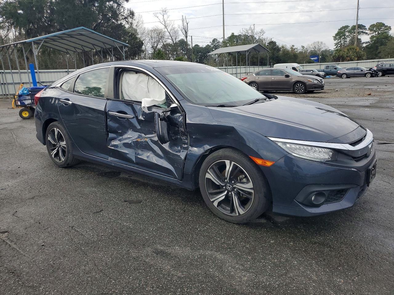 2017 Honda Civic Touring - Фото 4