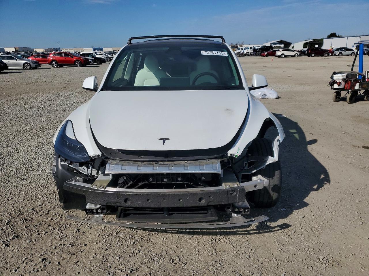 2024 Tesla Model Y - Image 5
