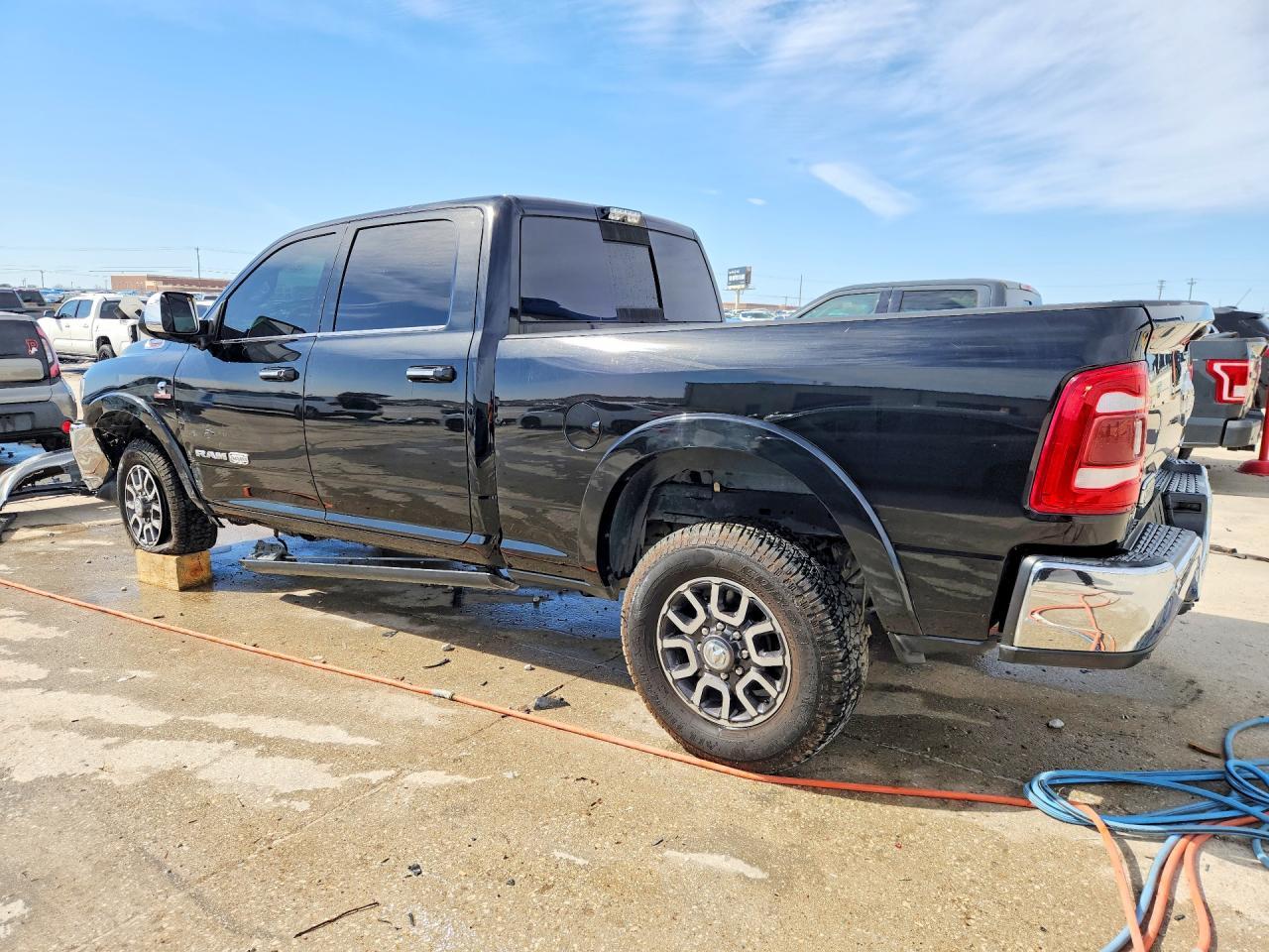2020 Ram 2500 Longhorn - Фото 2