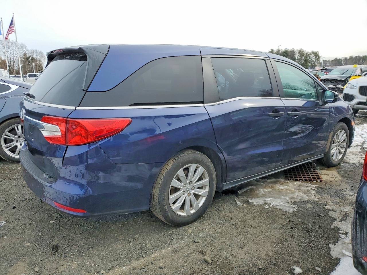 2019 Honda Odyssey Lx - Фото 3