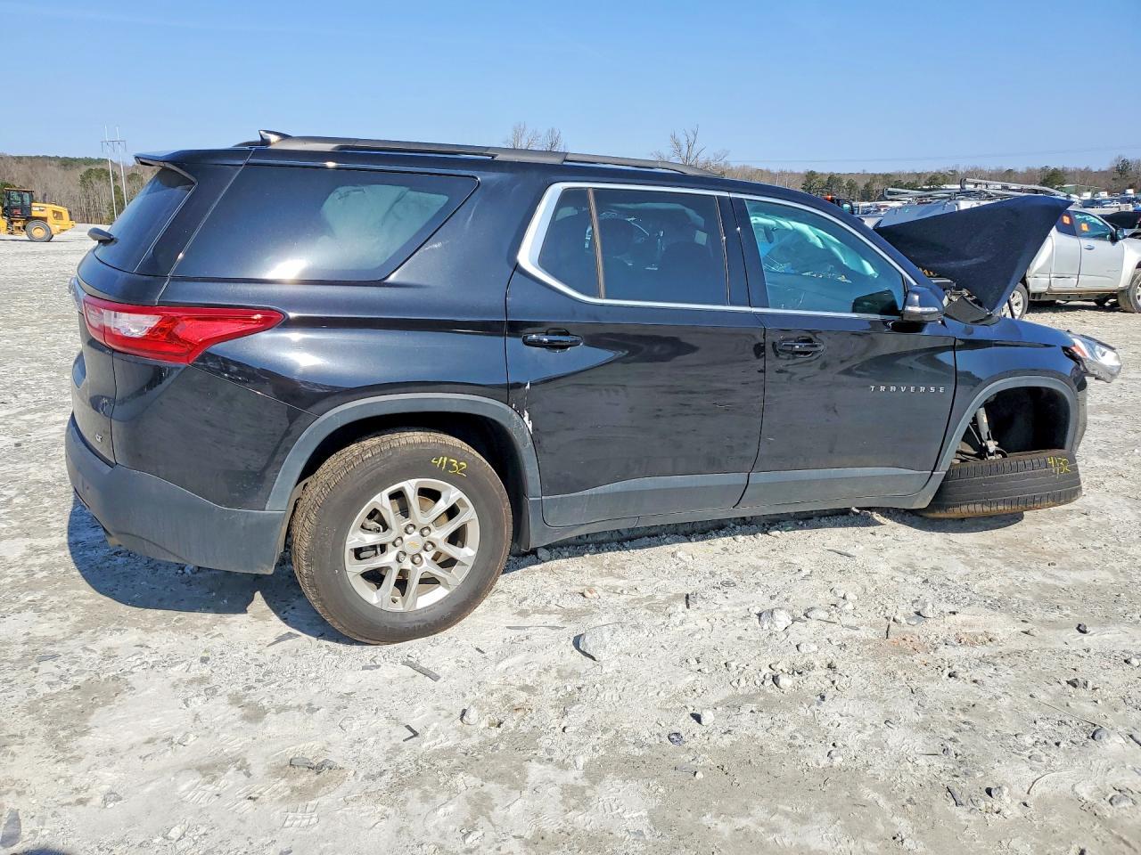 2019 Chevrolet Traverse Lt - Фото 3