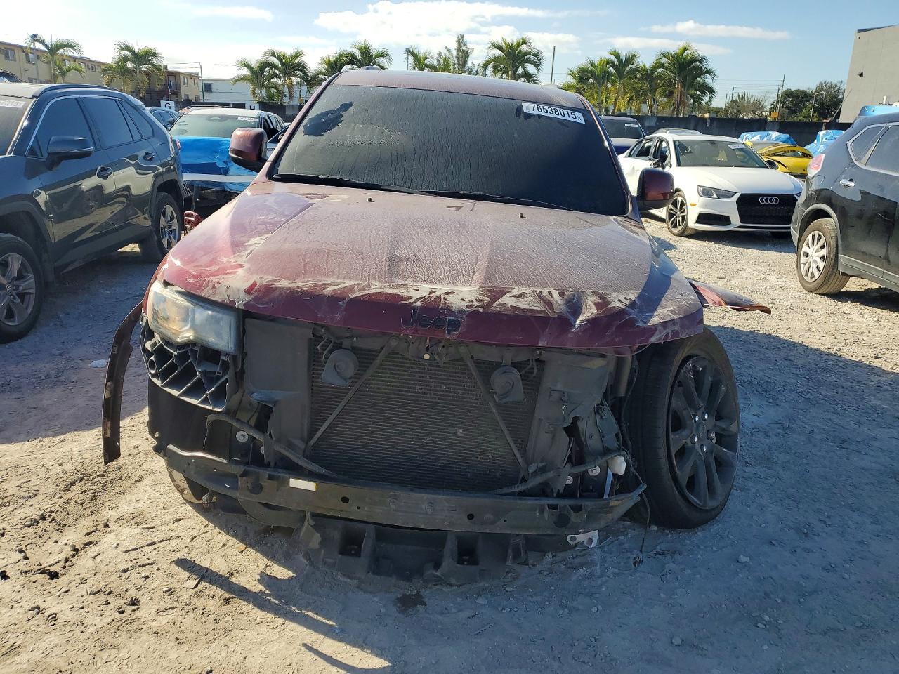 2020 Jeep Grand Cherokee Laredo - Image 5