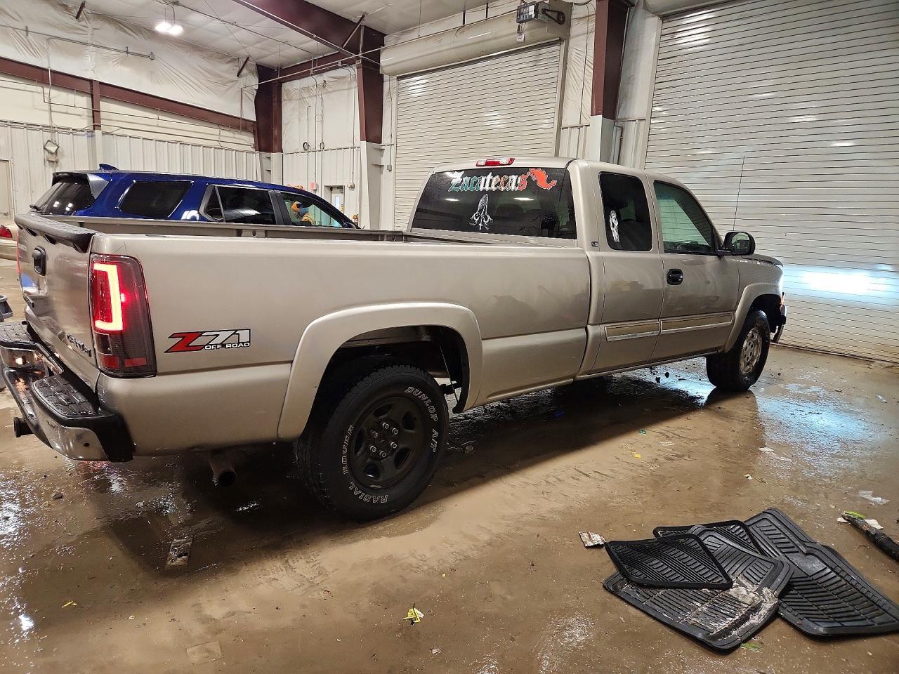 2003 Chevrolet Silverado K1500 - Фото 3