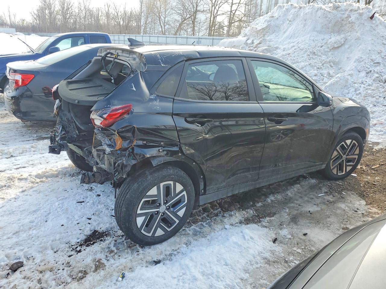 2023 Hyundai Kona Se - Фото 3