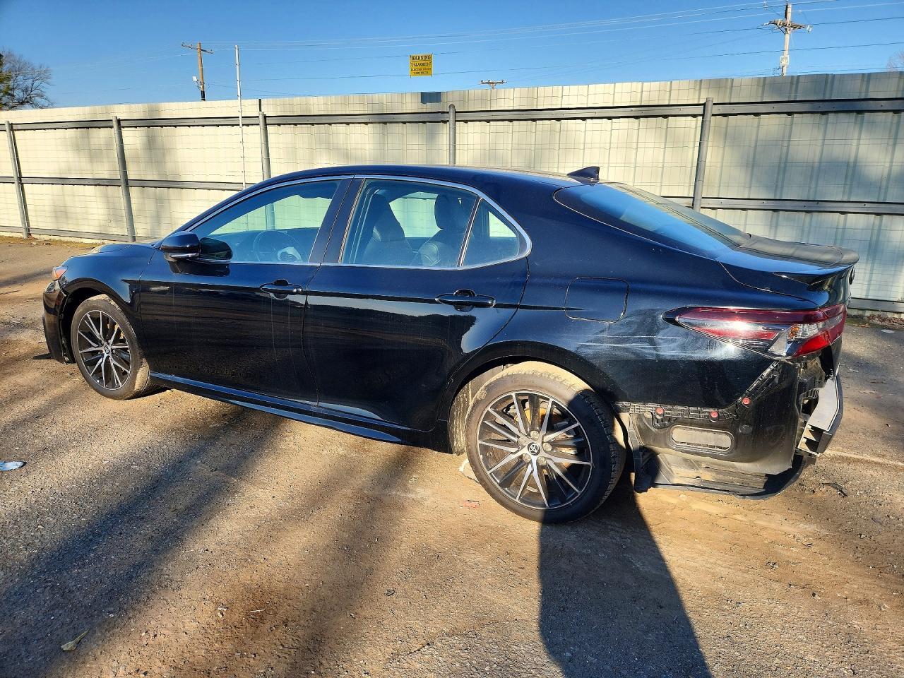 2023 Toyota Camry Se - Image 2