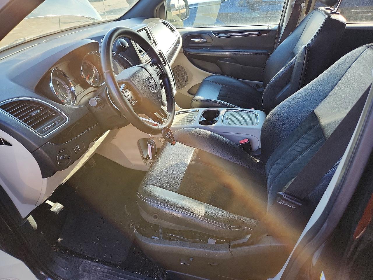 2018 Dodge Grand Caravan - Фото 7