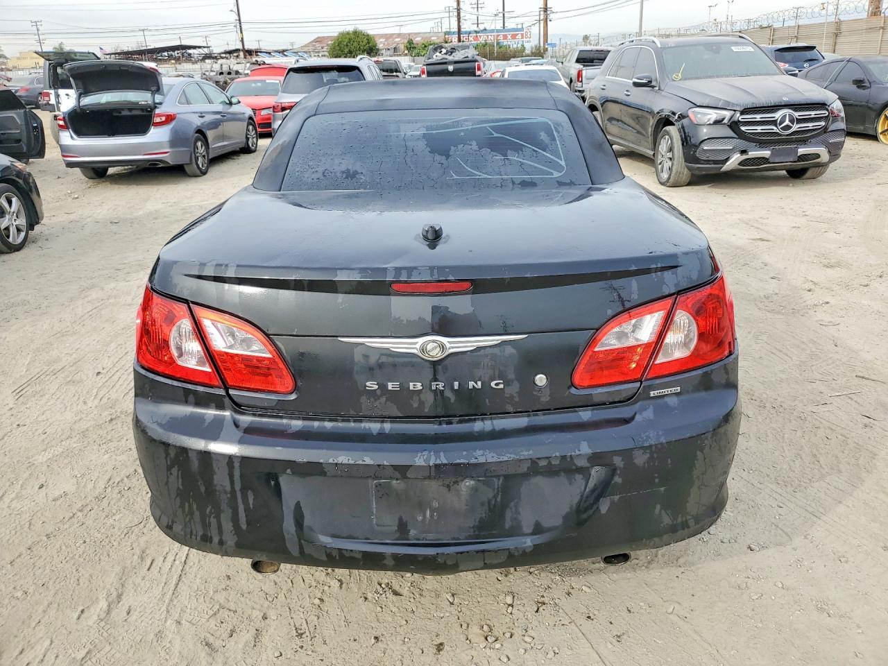 2008 Chrysler Sebring Limited - Image 6
