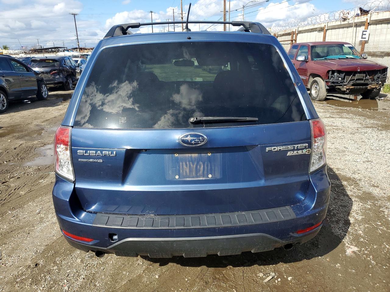 2011 Subaru Forester 2.5X Premium - Image 6