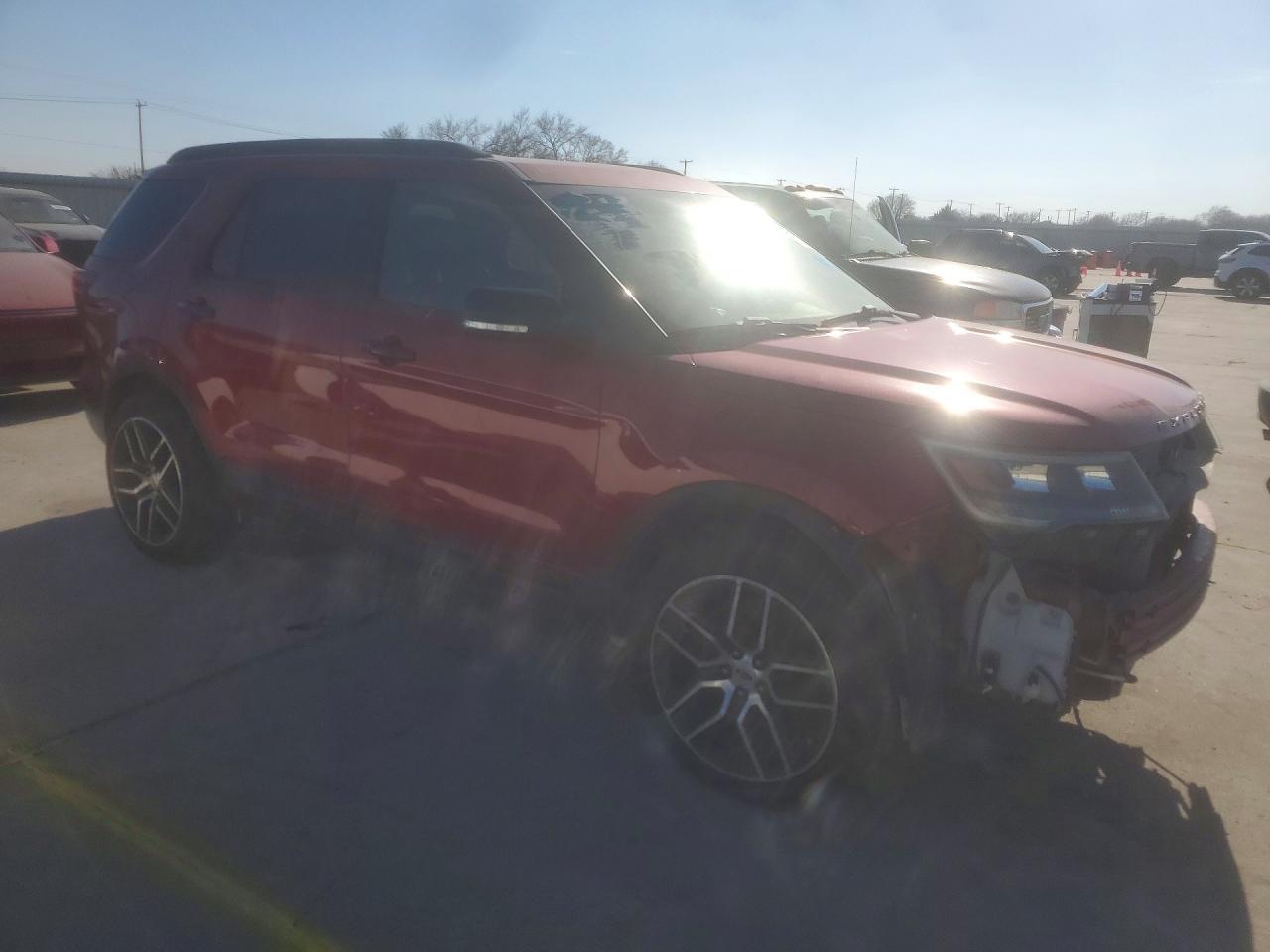 2016 Ford Explorer Sport - Image 4
