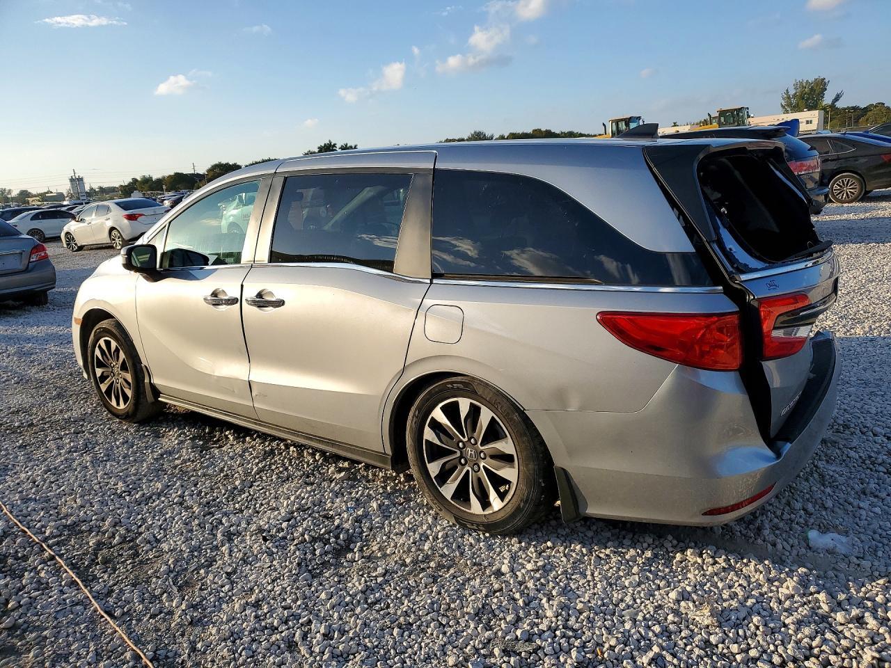 2024 Honda Odyssey Exl - Фото 2