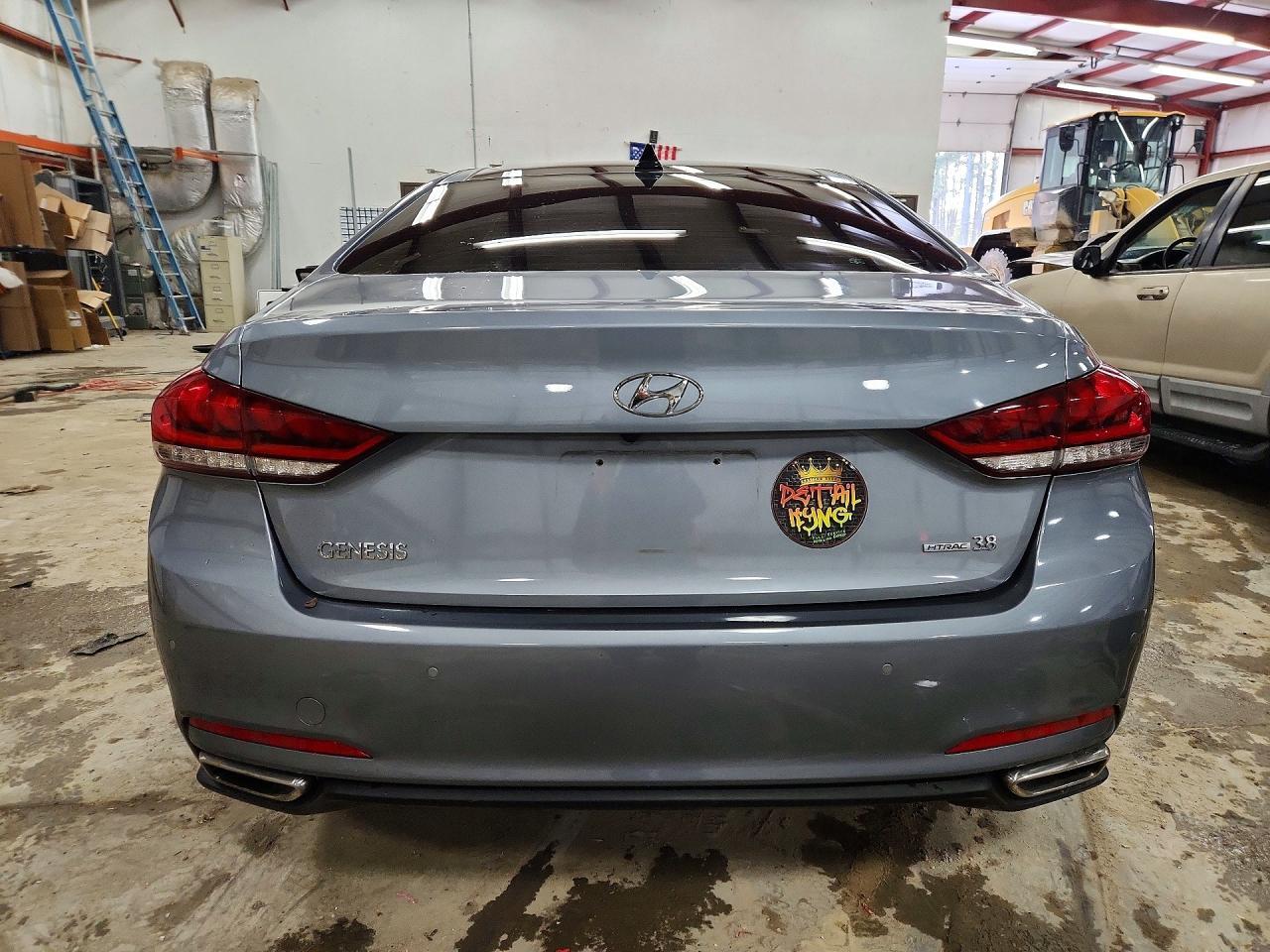 2016 Hyundai Genesis 3.8L - Фото 6