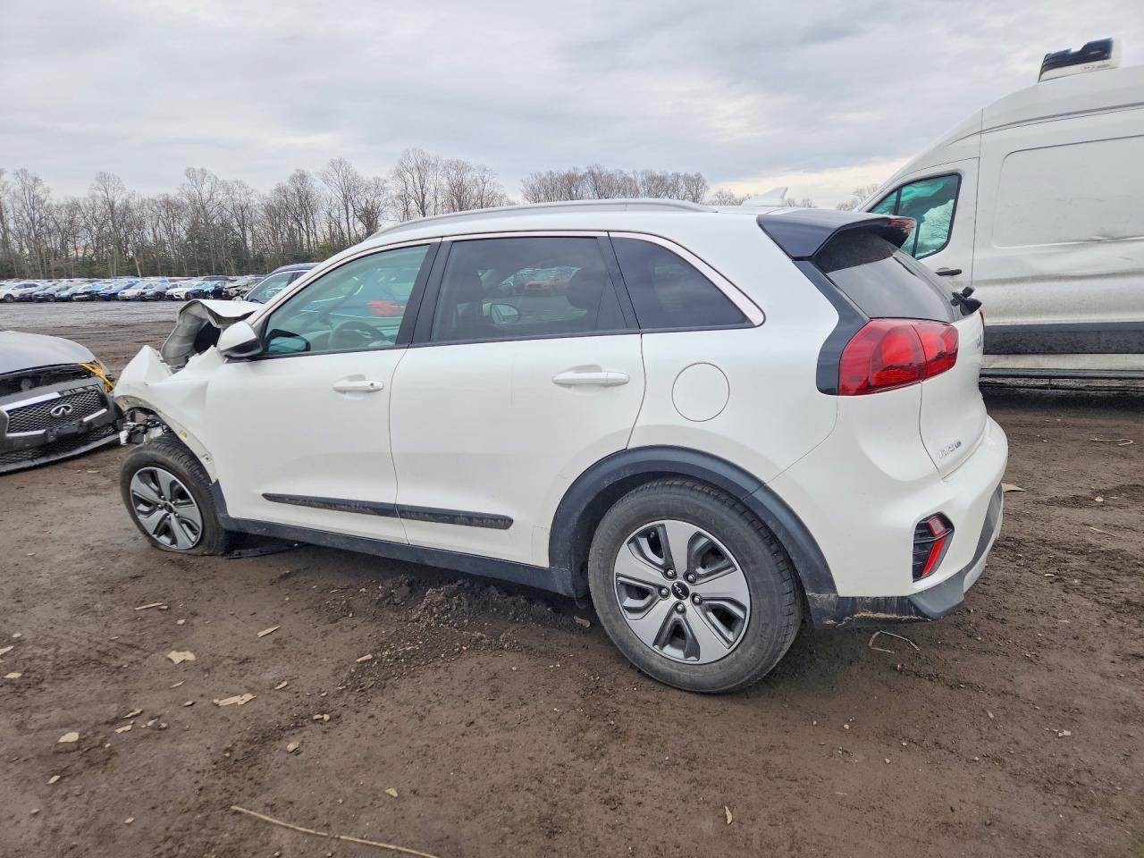 2022 Kia Niro Lx - Фото 2