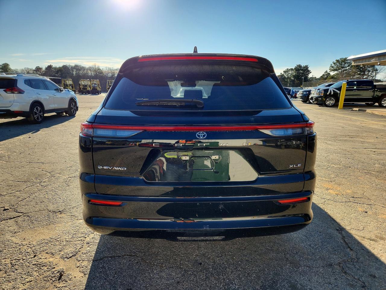 2025 Toyota Crown Signia Xle - Фото 6