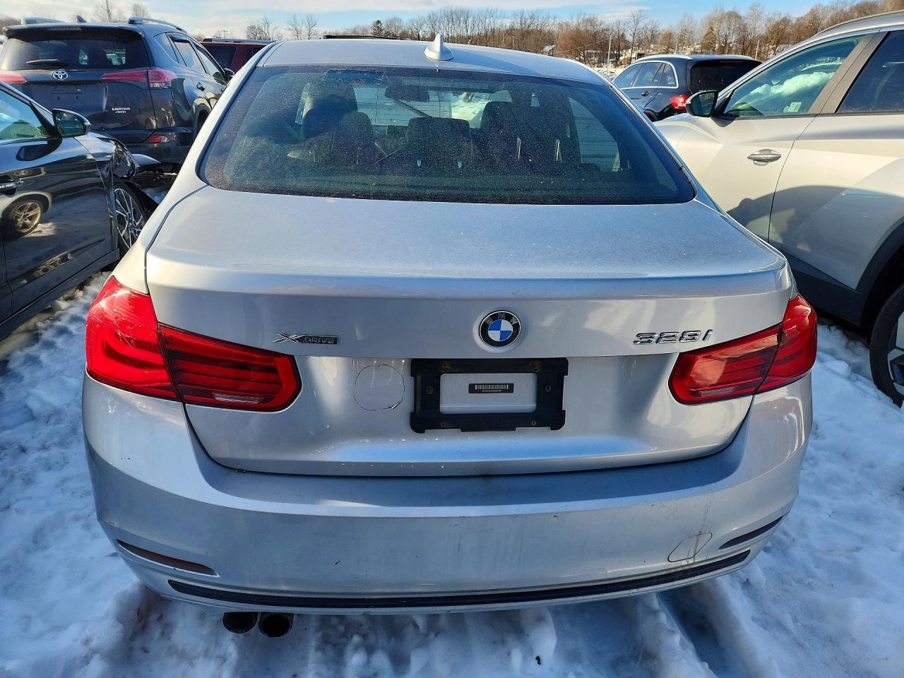 2016 BMW 328 4D Sedan 328I xDrive Sport - Фото 6