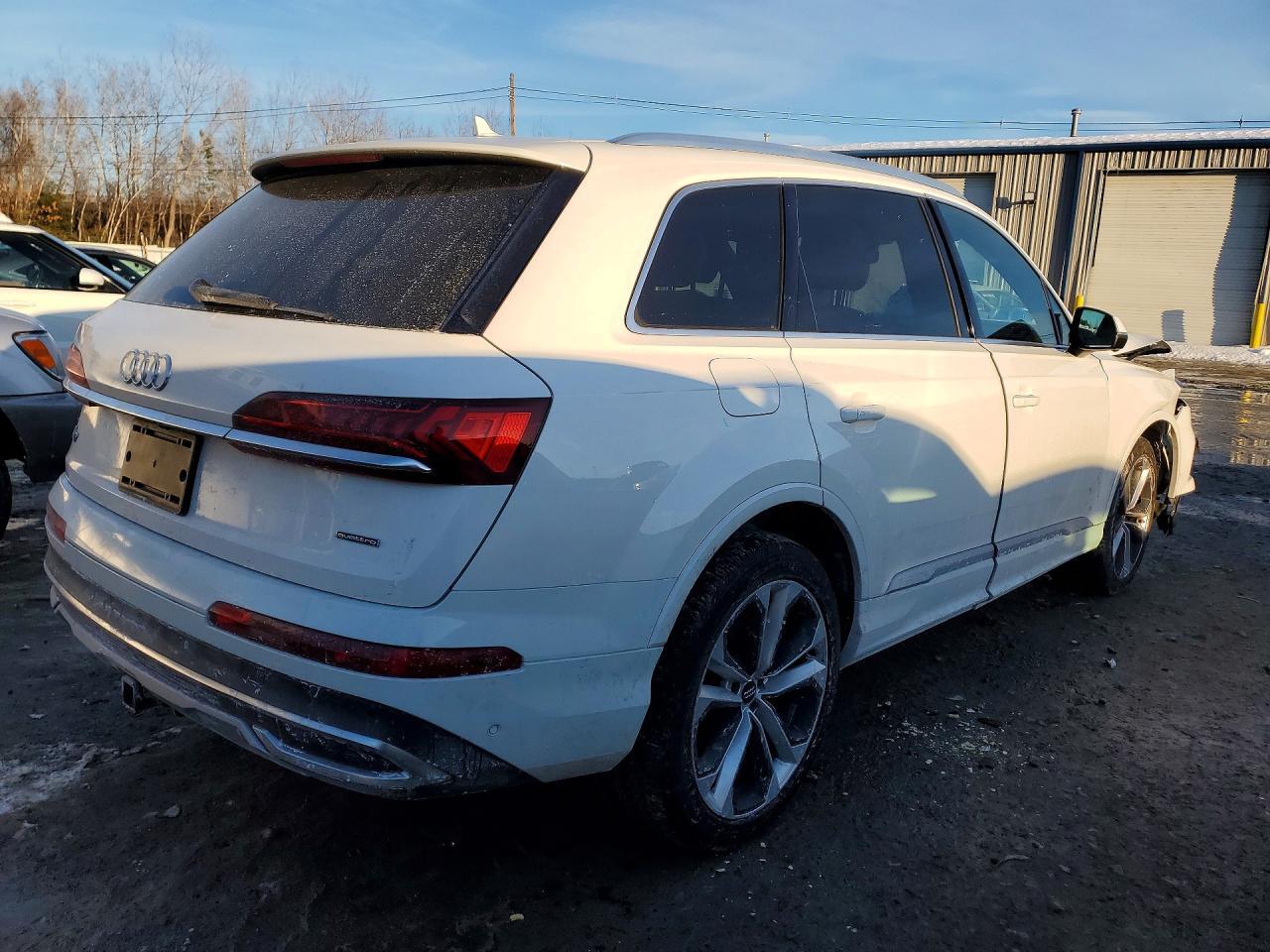 2020 Audi Q7 Premium Plus - Image 3