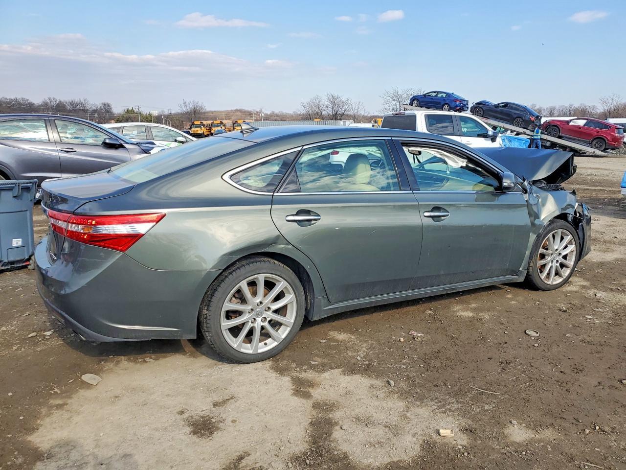 2013 Toyota Avalon Base - Image 3