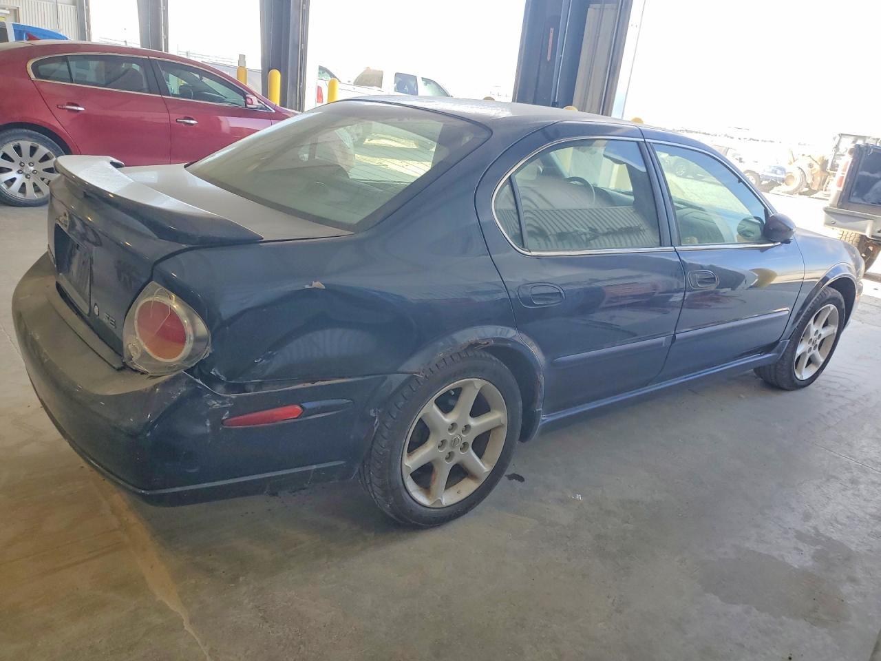 2003 Nissan Maxima Gxe - Image 3