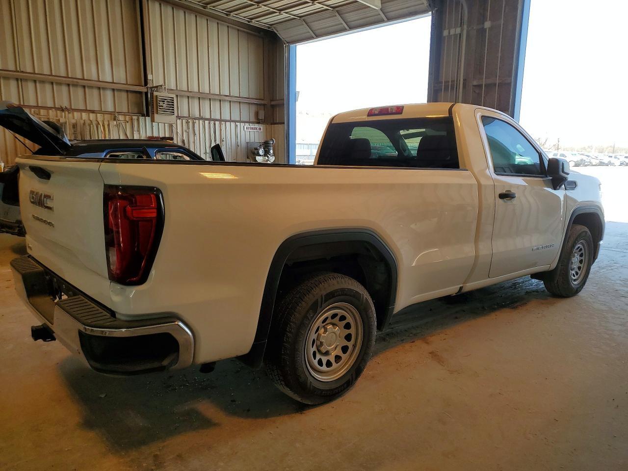 2020 GMC Sierra C1500 - Фото 3