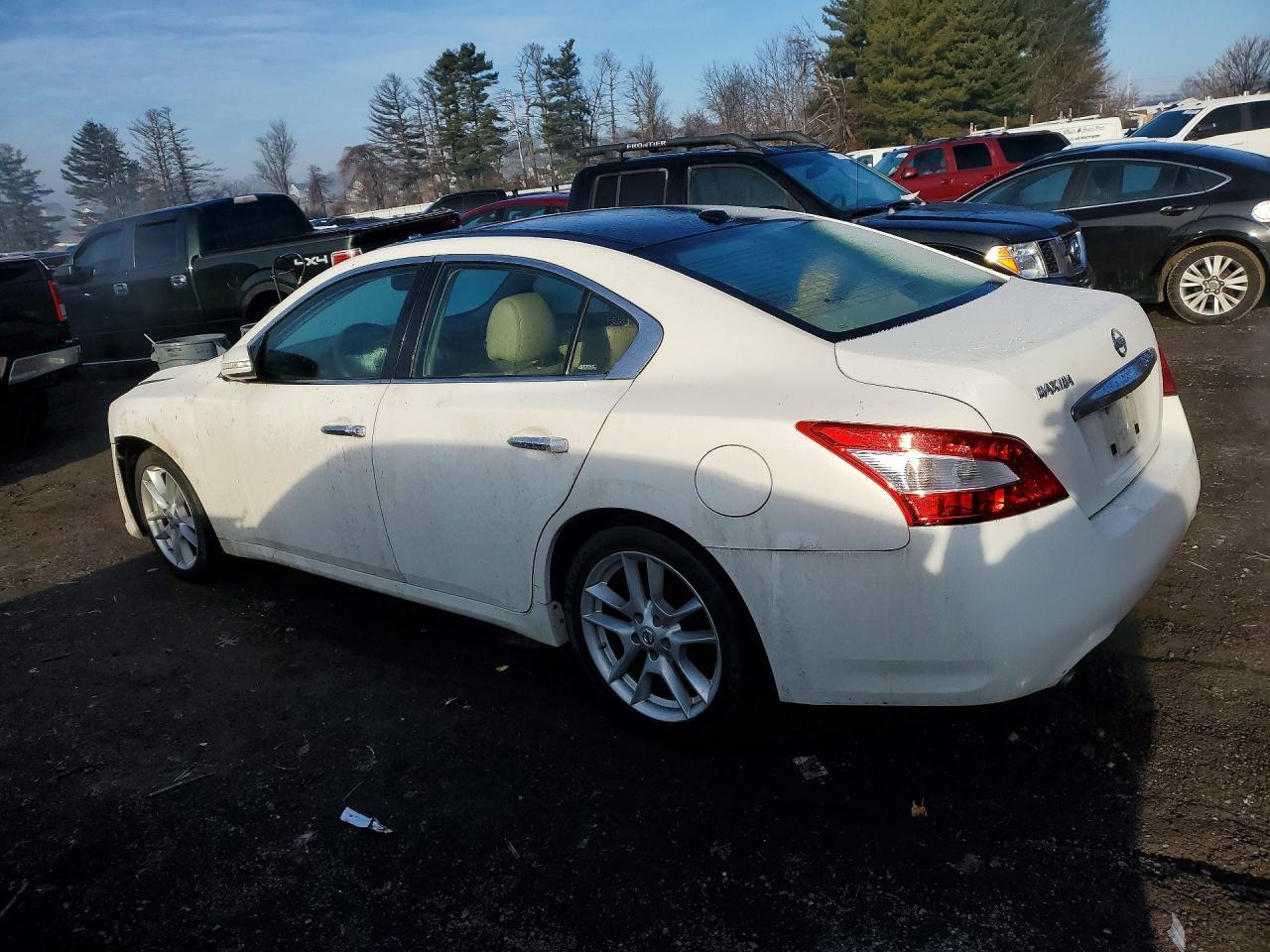 2010 Nissan Maxima 3.5 S - Фото 2