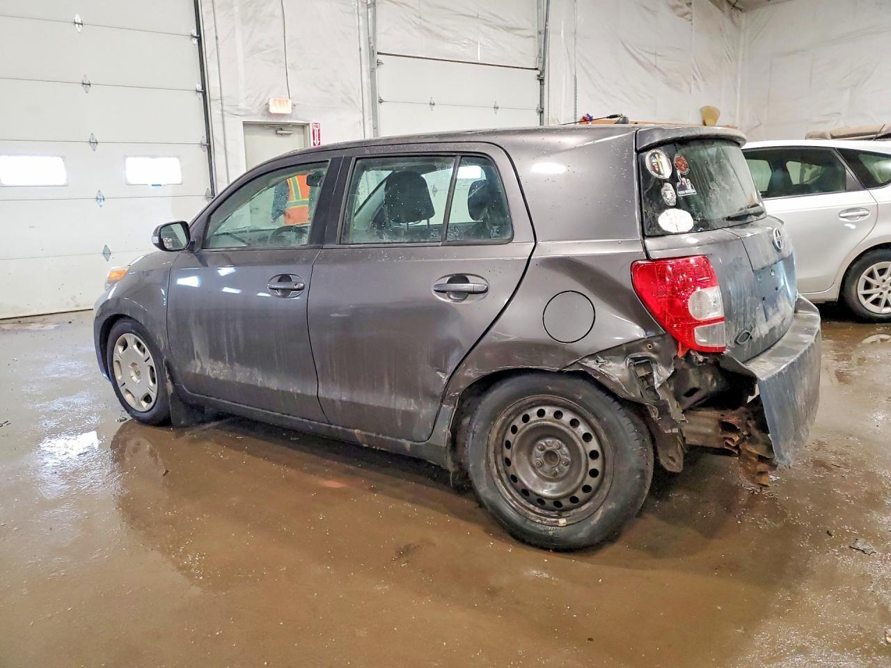 2010 Scion Xd Base - Фото 2