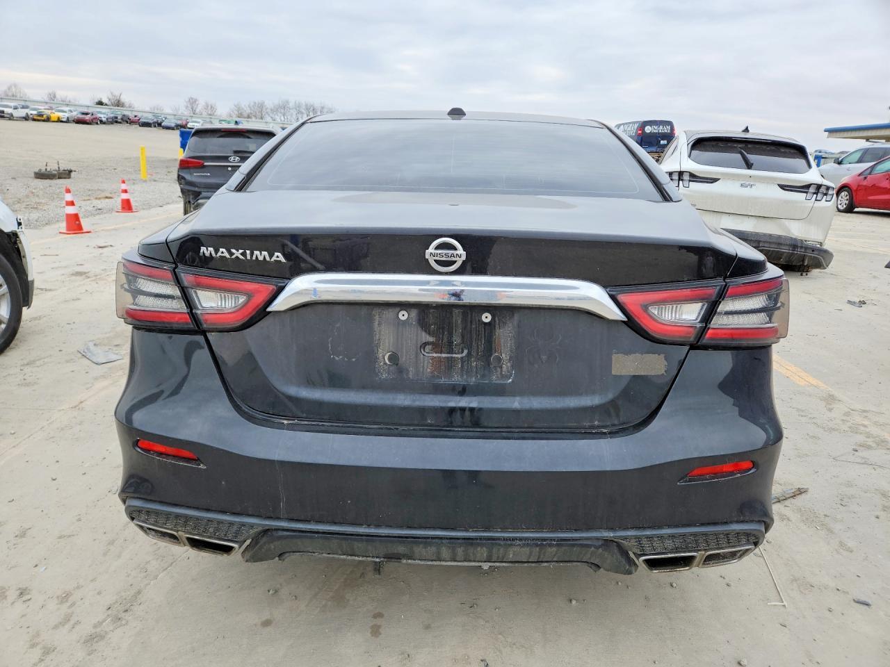 2019 Nissan Maxima S - Фото 6