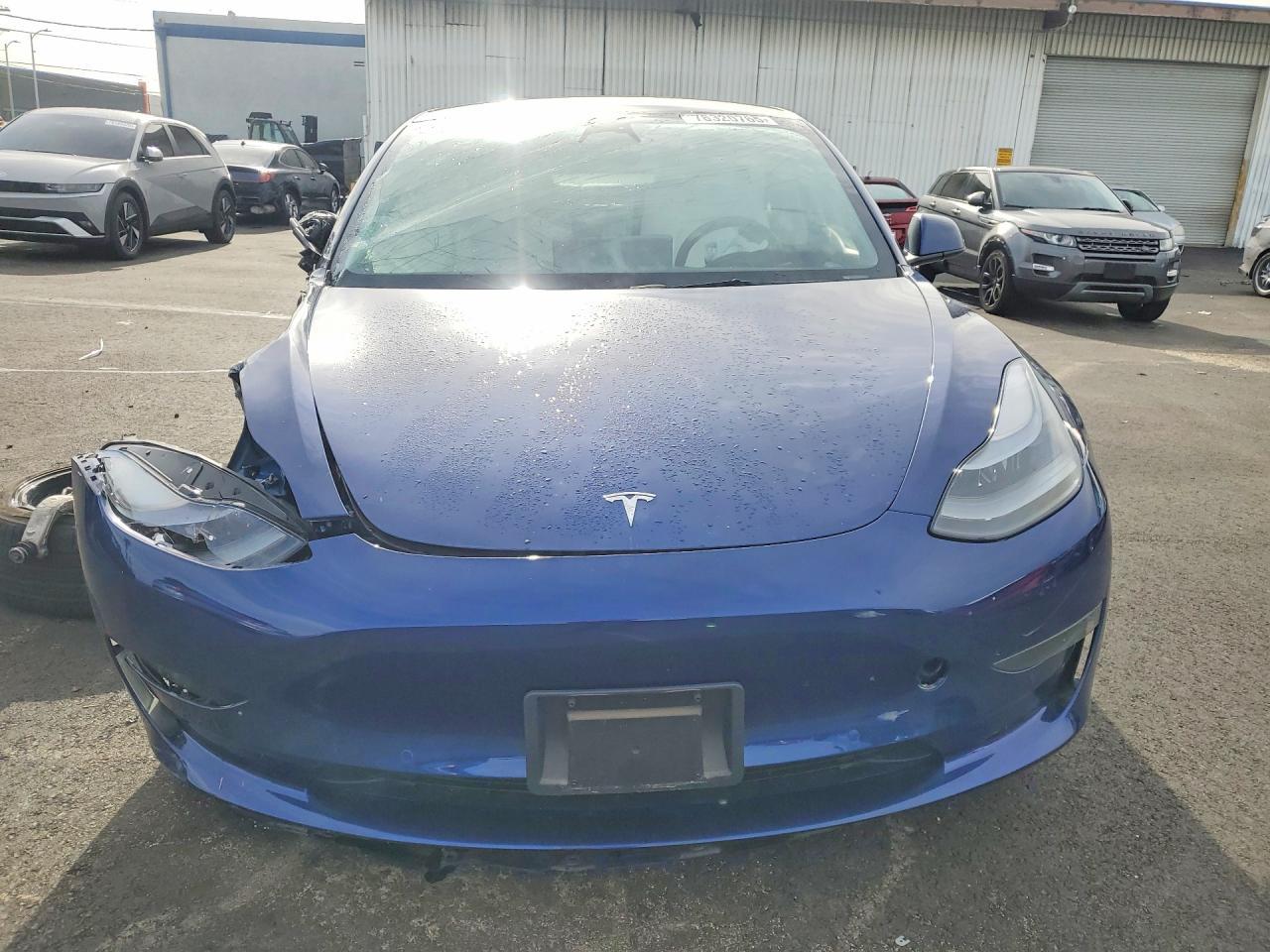 2022 Tesla Model 3 - Image 5