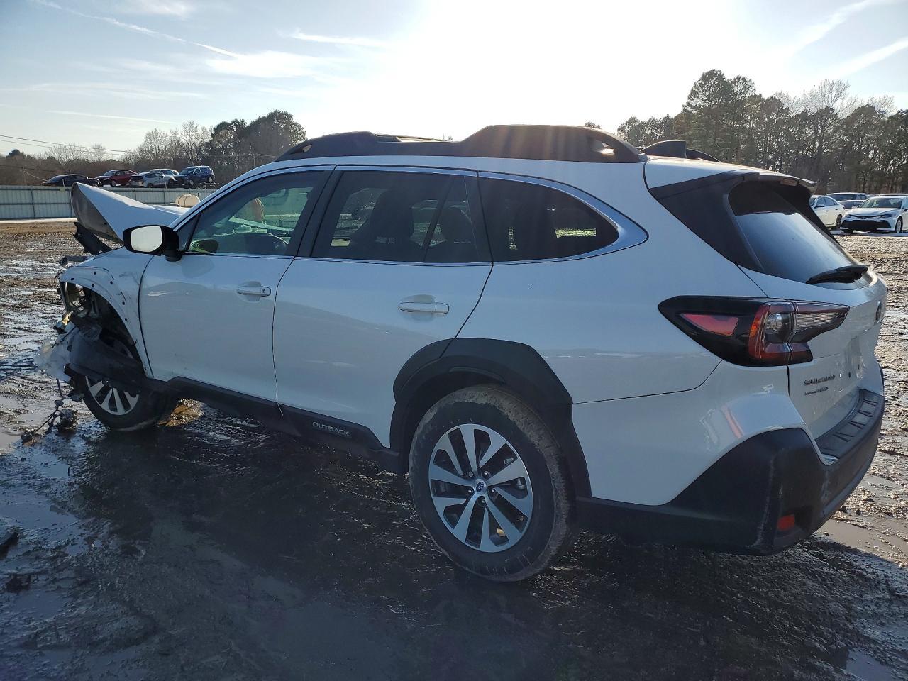 2025 Subaru Outback Premium - Image 2