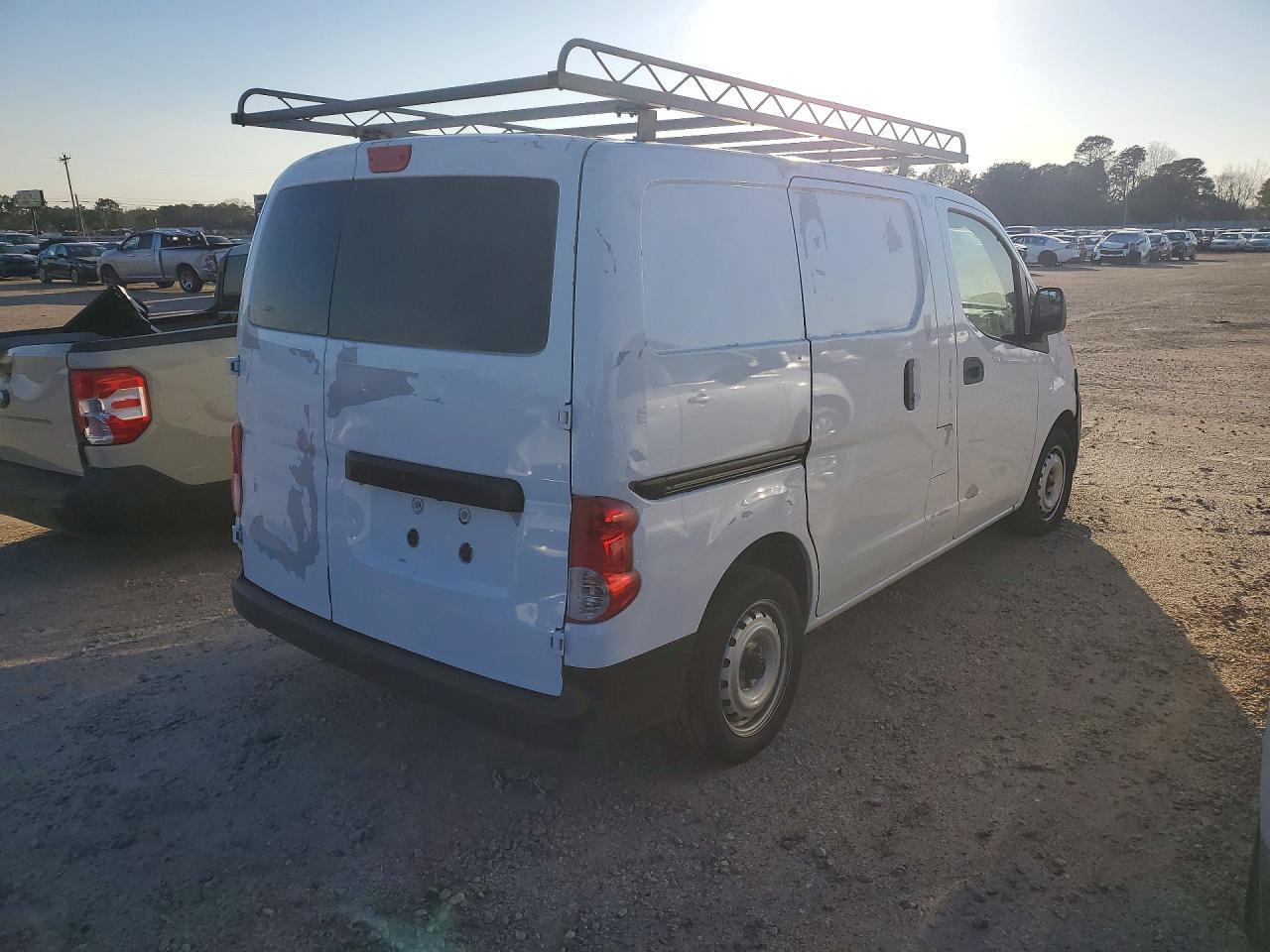 2019 Nissan Nv200 - Фото 3