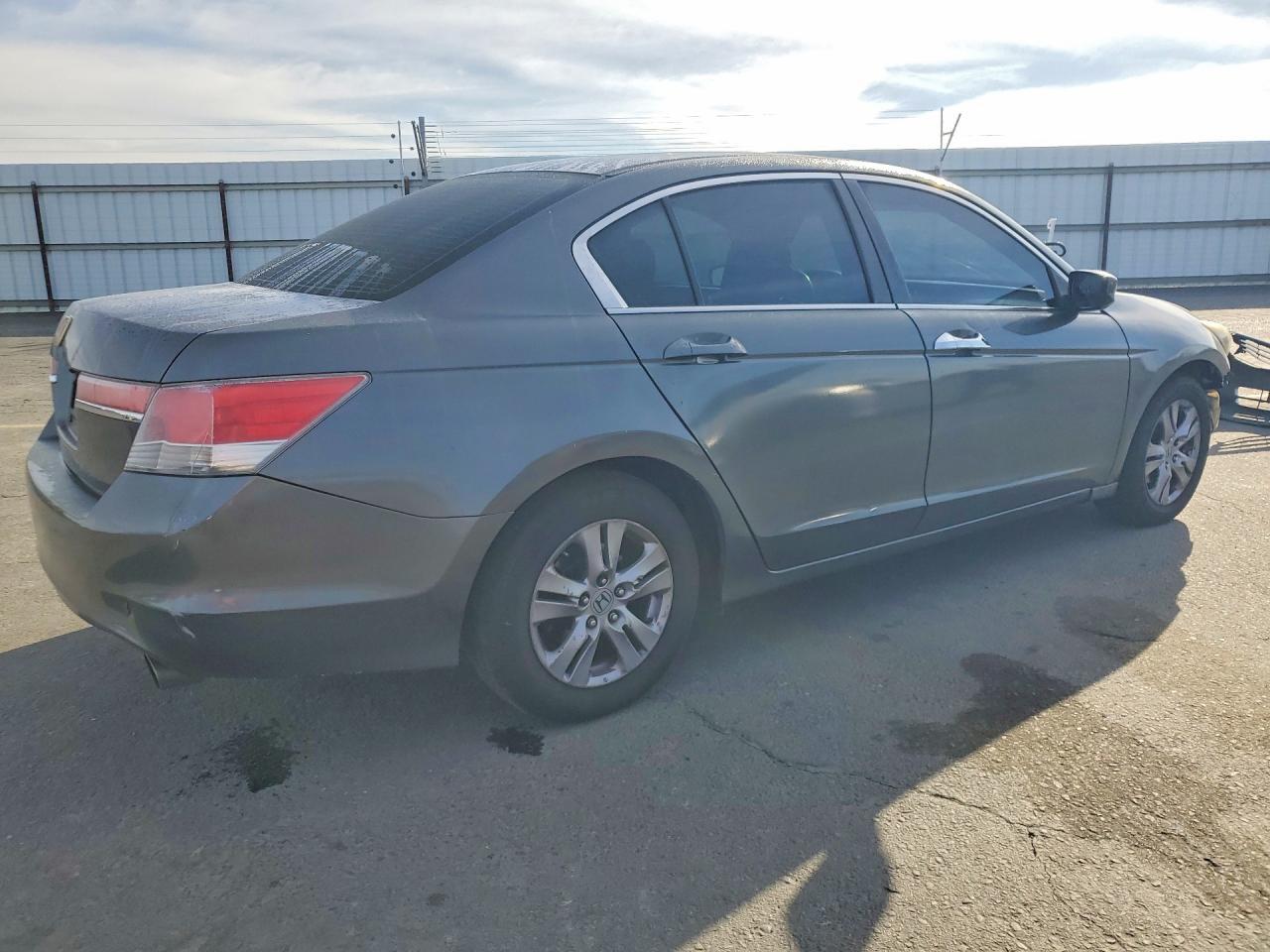 2012 Honda Accord Lxp - Фото 3