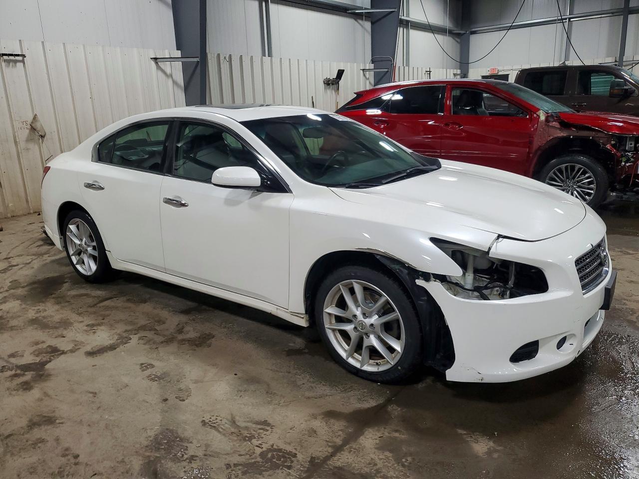 2009 Nissan Maxima S - Image 4