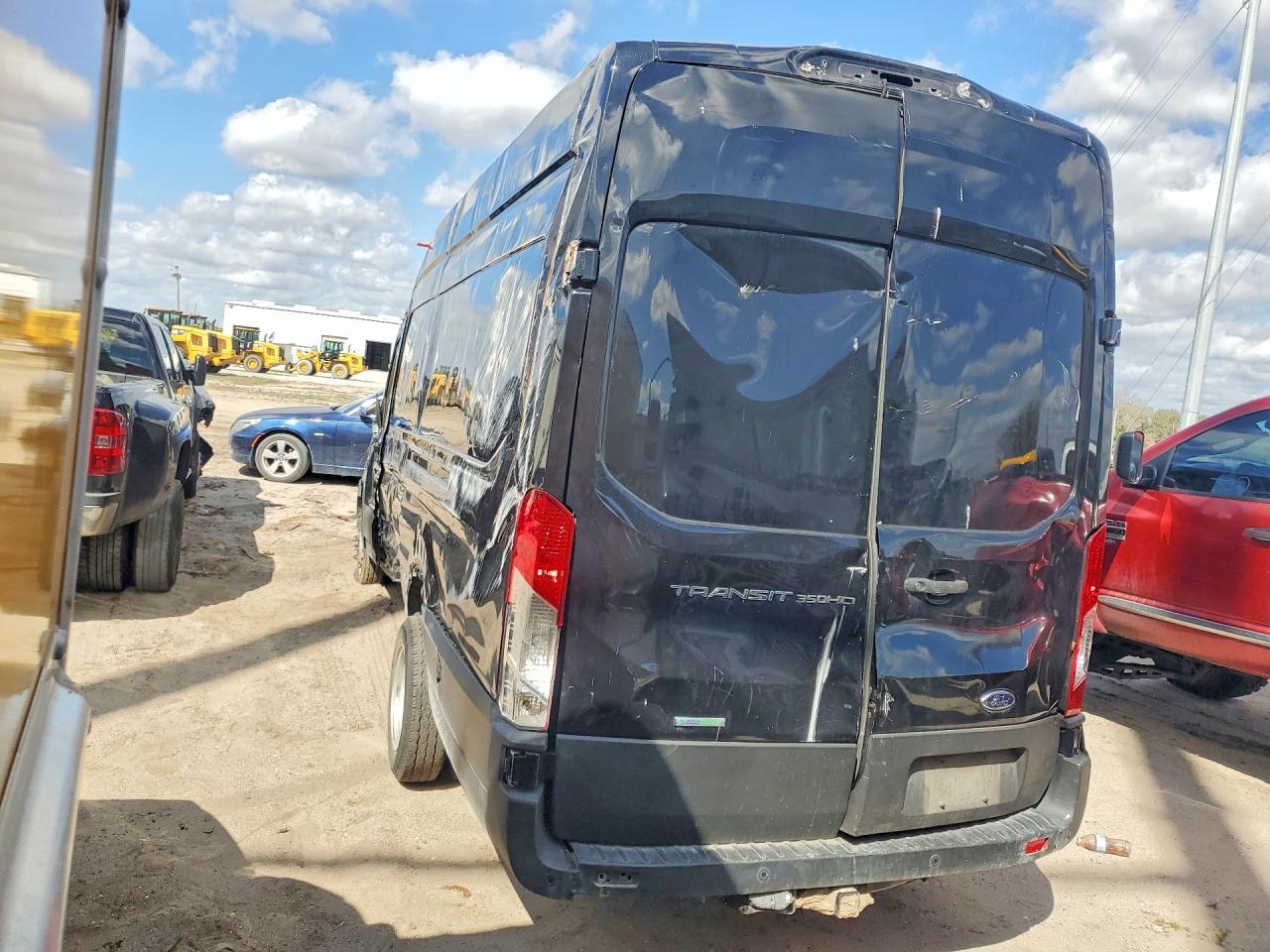 2023 Ford Transit 350 Hd Delivery Van - Фото 2